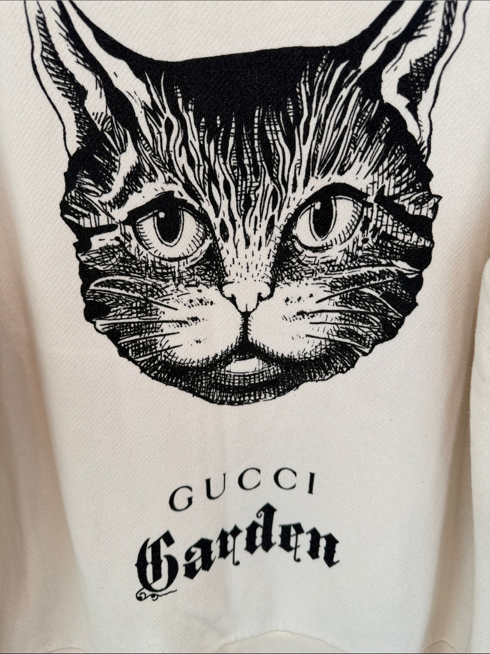 Gucci Garden Cream Sweatshirt with Black Cat Graphic - Picture 3 of 8